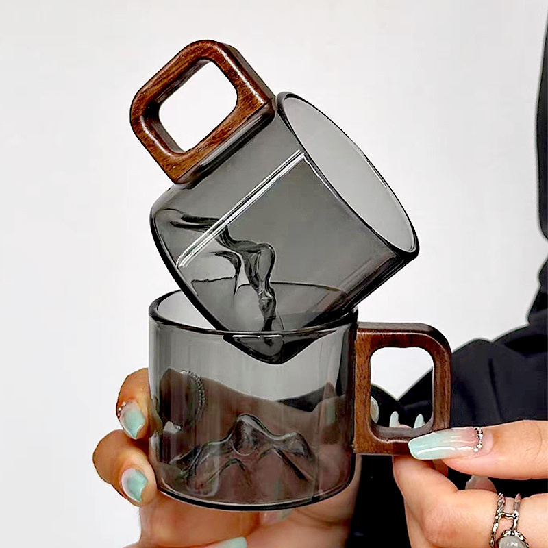 Coffee Tea Pictures - كوب قهوة زجاجي بمقبض خشبي من